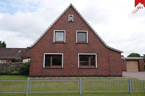 Außenansicht Straßenseite IV - 7 Zimmer Einfamilienhaus zum Kaufen in Utarp