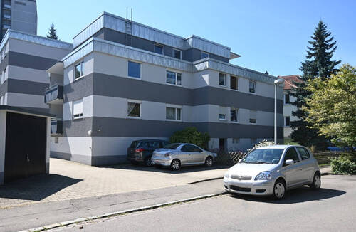 Zufahrt Haus - Zentrale 3,5 -Zimmer-Wohnung in der Südstadt von Ravensburg