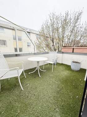 mit Zugang zur Terrasse - 