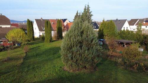 Grundstück - 6 Zimmer Doppelhaushälfte in Niestetal