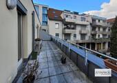 Blick zum Innenhof.jpg - 3 Zimmer Etagenwohnung in Würzburg