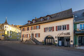 Hausansicht - Historisches Wohn- und Geschäftshaus mit erfolgreicher Gastronomie und vielseitigem Potenzial 