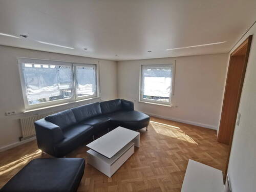 Wohnzimmer - 3 Zimmer Etagenwohnung in Neuenstadt am Kocher