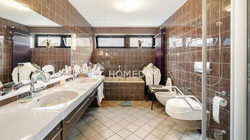 EG Badezimmer 1 - 
