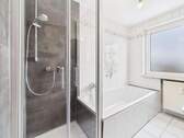 Dusche und Badewanne - 