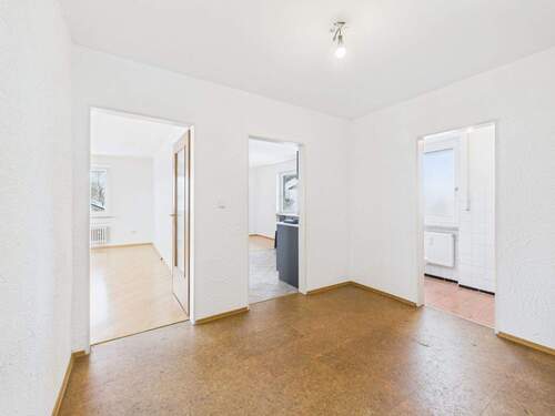 Eingangsbereich - Etagenwohnung mit 100,00 m&sup2; in Ingolstadt / Gerolfing zur Miete