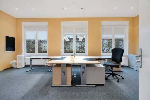 Büro 1 - 
