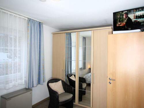 Schlafzimmer 1 - 