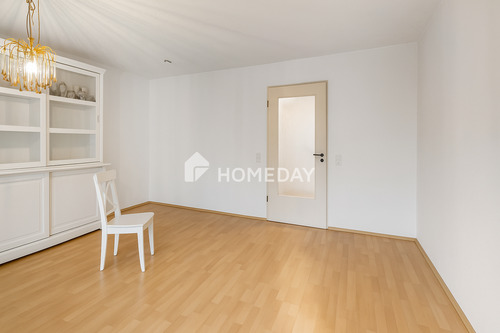 Wohnzimmer 2 2 - 2 Zimmer Etagenwohnung in Landshut