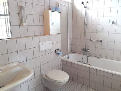 Wannenbad Obergeschoss - 