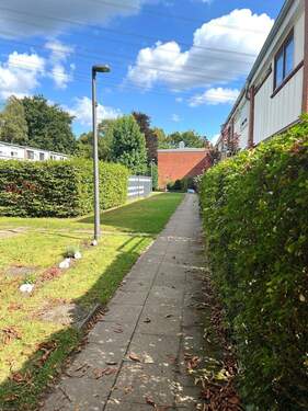 Blick in die Wohnanlage - 4 Zimmer Reihenmittelhaus zum Kaufen in Hamburg / Lohbrügge