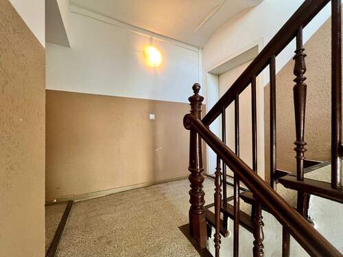 Treppenhaus - Gewerbeobjekt (Büro, Produktion, Verkauf) in Magdeburg