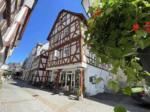 Bild 1 - Dillenburg: Historisches Wohn- und Geschäftshaus sucht neuen Eigentümer