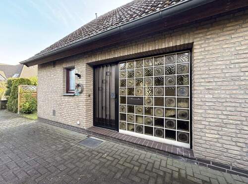 Herzlich willkommen! - 5 Zimmer Einfamilienhaus zum Kaufen in Stuhr