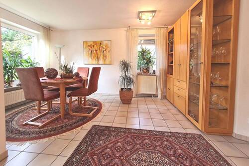 Wohnzimmer - Doppelhaushälfte mit 150,00 m&sup2; in Schorndorf zum Kaufen