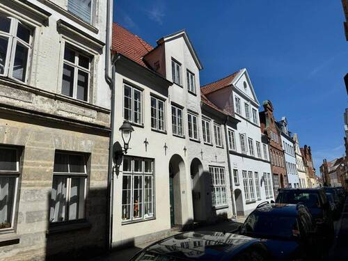 Objekt - Mehrfamilienhaus, Wohnhaus mit 160,00 m&sup2; in Lübeck / Innenstadt zum Kaufen