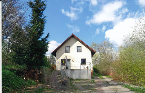 Titelfoto - Wohn- u.Geschäftshaus in Steinbach-Hallenberg (Nur mit Gewerbe nutzbar)