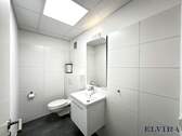 WC (1) - 