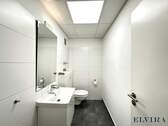 WC (2) - 