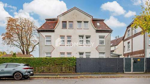 Außenansicht 1 - Ideal für die Familie! Geräumige Doppelhaushälfte mit liebevoll angelegtem Garten in Herne