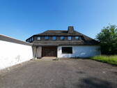 Hauseingang - Exklusives Betriebsleiterwohnhaus mit 515 m² + 4.080 m² Grundstück