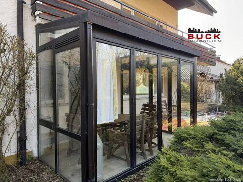 Wintergarten und Terrasse - 1 Zimmer Mehrfamilienhaus, Wohnhaus zum Kaufen in Gruibingen