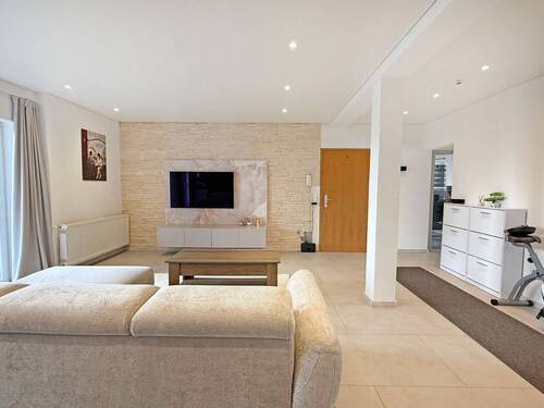 Wohnzimmer - 3 Zimmer Etagenwohnung zum Kaufen in Rauenberg