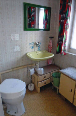 EG - WC - 