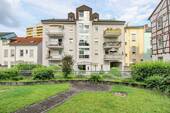 Hausansicht - Mitten in der City mit Komfort und kurzen Wegen - charmante ETW mit Balkon & Tiefgarage in Offenbach