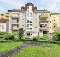 Mitten in der City mit Komfort und kurzen Wegen - charmante ETW mit Balkon & Tiefgarage in Offenbach - Offenbach am Main