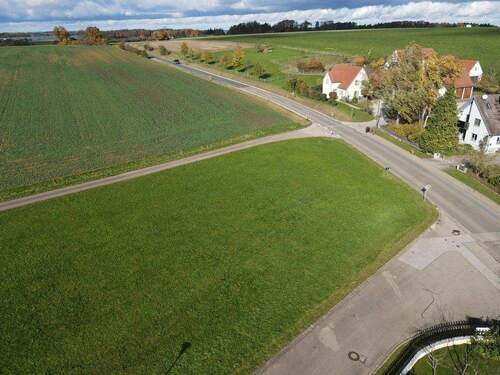 Bild 1 - ORTSRANDLAGE - BAUPLATZ mit guter Verkehrsanbindung