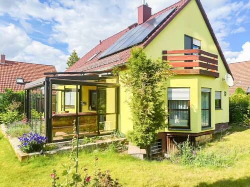 Objektansicht - Hier bleiben keine Wünsche offen! Einfamilienhaus mit Wintergarten in Fischbach