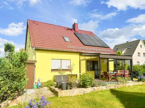 Objektansicht - 4 Zimmer Einfamilienhaus zum Kaufen in Arnsdorf