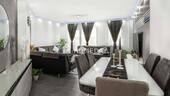 Wohnzimmer 1 - Attraktive Dachgeschosswohnung mit 2 Balkonen, TG und guter Anbindung in Möckern