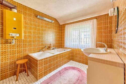 Badezimmer (Haus 1) - 