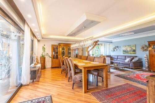 EG Esszimmer - 9 Zimmer Einfamilienhaus in Calw