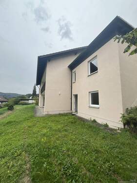 Aussenansicht - 9 Zimmer Mehrfamilienhaus, Wohnhaus zum Kaufen in Kipfenberg