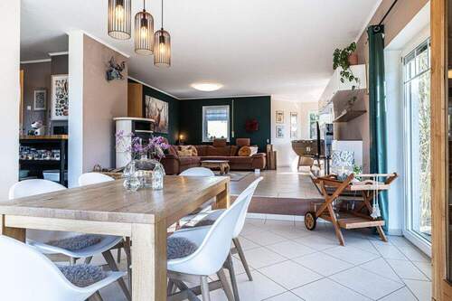 Blick zum Wohnbereich - 