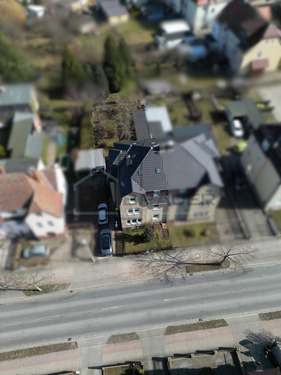 Luftbild MFH - Sanierungsbedürftiges Mehrfamilienhaus mit Charme