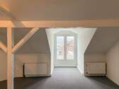 lichtdurchflutetes Wohnen - Altbaucharme unterm Dach: Modernisierte Dachgeschosswohnung im Herzen Gevelsbergs