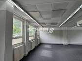 großzügige Fläche - Ihre Büro- oder Praxisfläche zum Durchstarten!