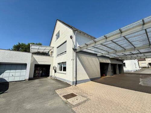 Wohn- und Geschäftshaus - 2 Häuser inkl. Gewerbeteil - Grundstück ca. 1.748 m² - Komplett Kaufpreis VHB