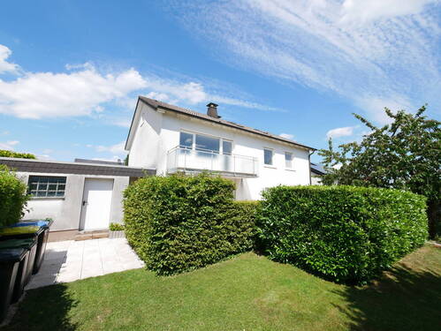 Garten - Zweifamilienhaus mit Großem Garten in ruhiger Wohnlage