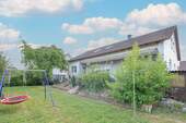 Außenansicht (3) - Mehrfamilienhaus, Wohnhaus mit 205,20 m² in Hirschaid zum Kaufen