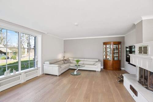 602691-B-backbonephoto-025 - 