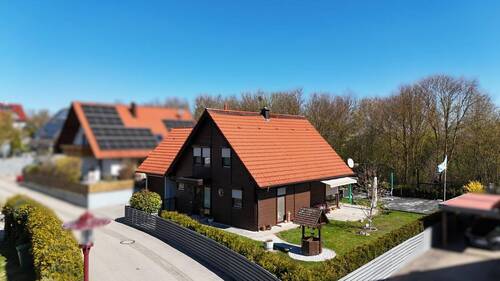 Außenperspektive - 5 Zimmer Einfamilienhaus in Aurach