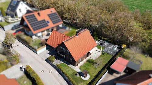 Außenperspektive - Einfamilienhaus mit 156,50 m&sup2; in Aurach zum Kaufen