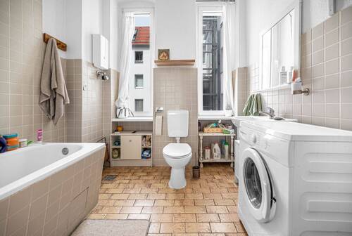 Badezimmer - Etagenwohnung mit 55,00 m&sup2; in Berlin zum Kaufen