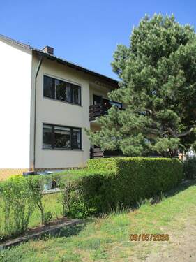 IMG_2985.JPG - ZFH in Randlage mit bezugsfreier, attraktiver EG-Wohnung (111 m²) in Heidenfeld bei Schweinfurt. Auch als großzügiges Einfamilienhaus nutzbar!