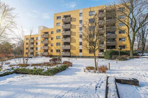 Außenansicht - 2-Zimmer-Wohnung mit Südbalkon, Stellplatz und Blick ins Grüne in Flensburg